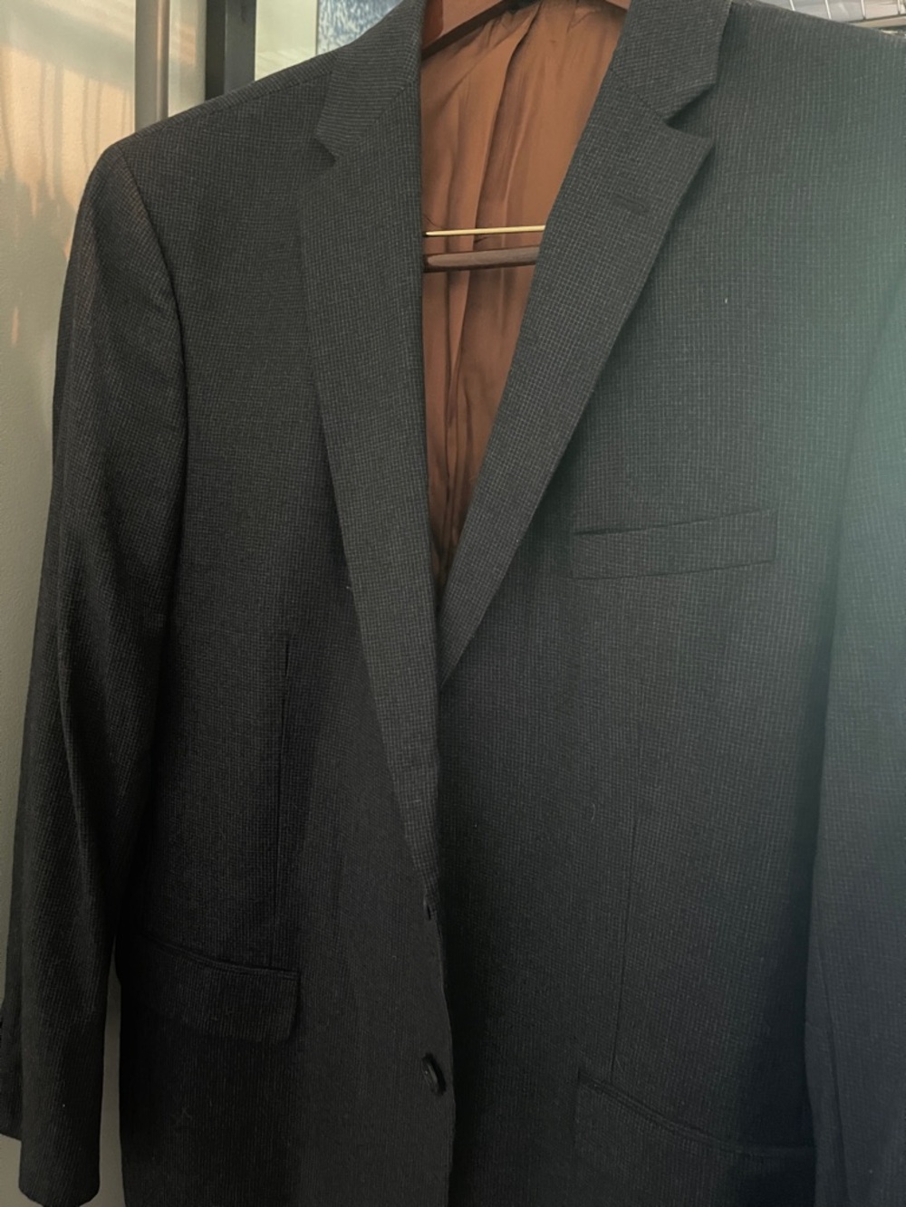 43R Slim Jos. A. Bank Men's Navy with Black Two-Button Sport Coat